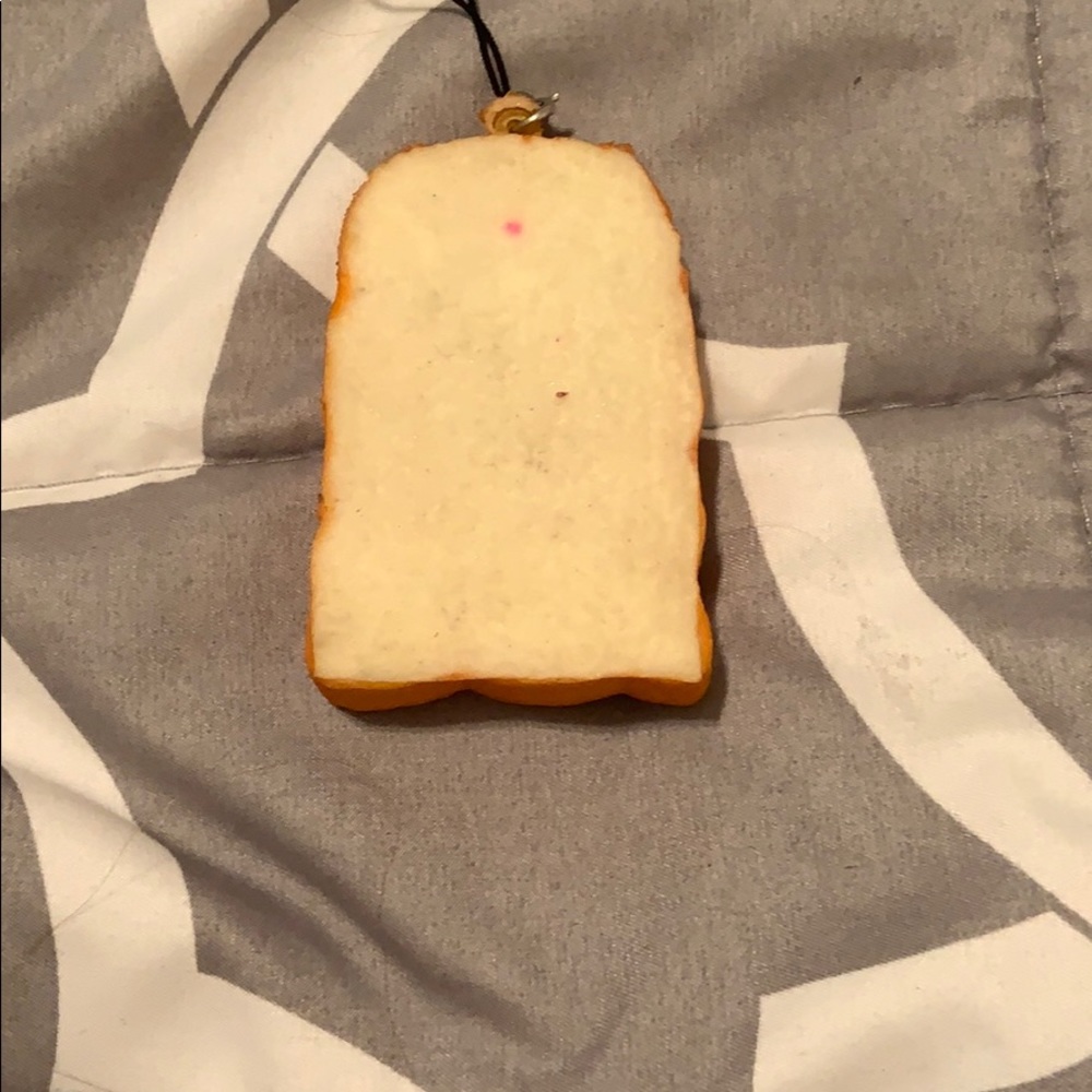 Hello kitty squishy - Picture 2 of 2
